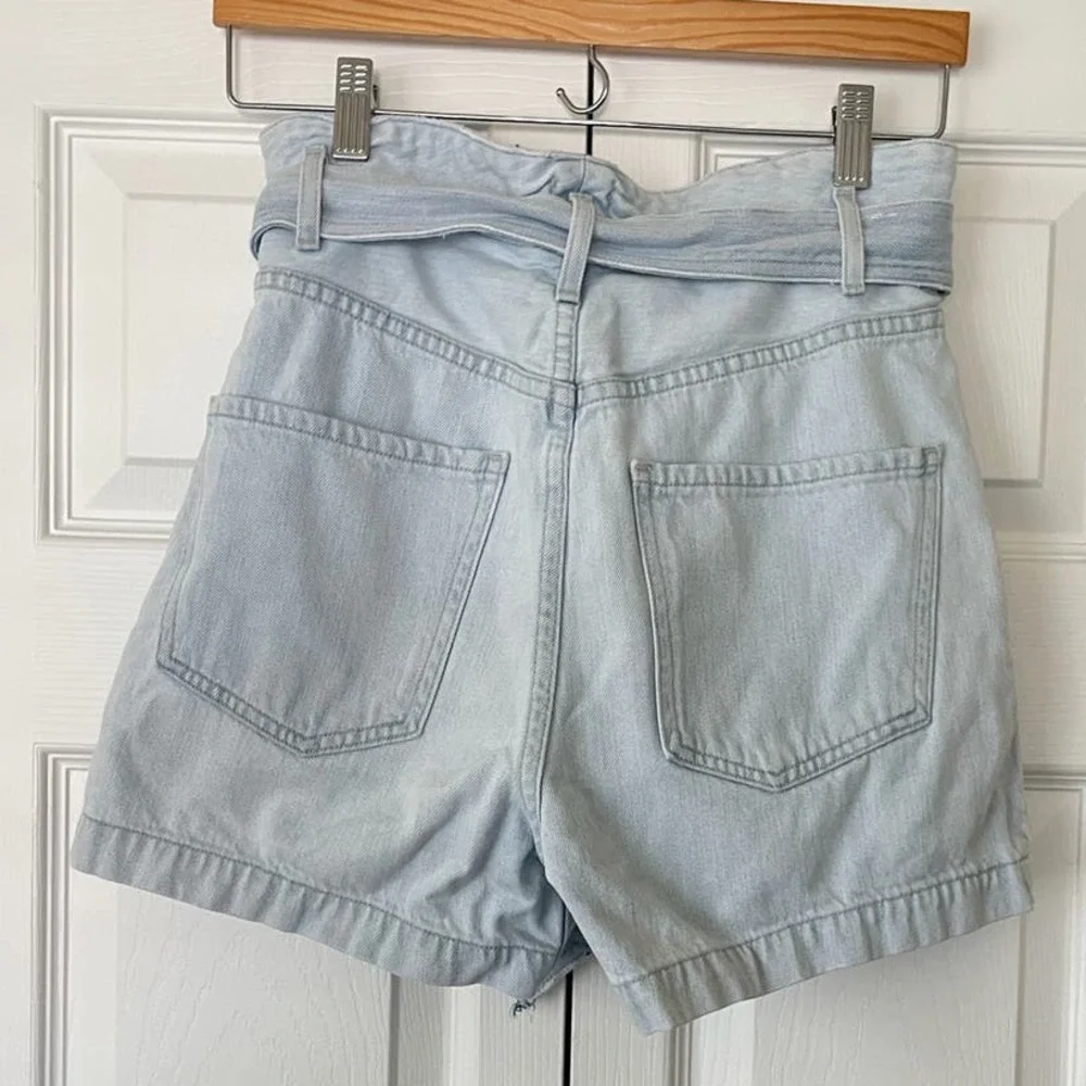 Citizens of Humanity Yvette Light Wash Paper Bag Mini Shorts • Size 25 🔴